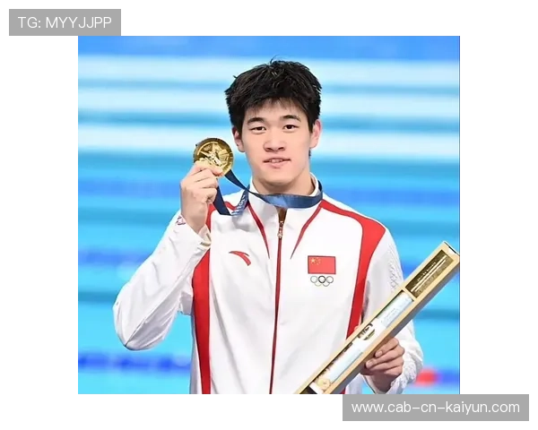 潘展乐在巴黎奥运会上打破自己保持的男子100米自由泳世界纪录并夺金