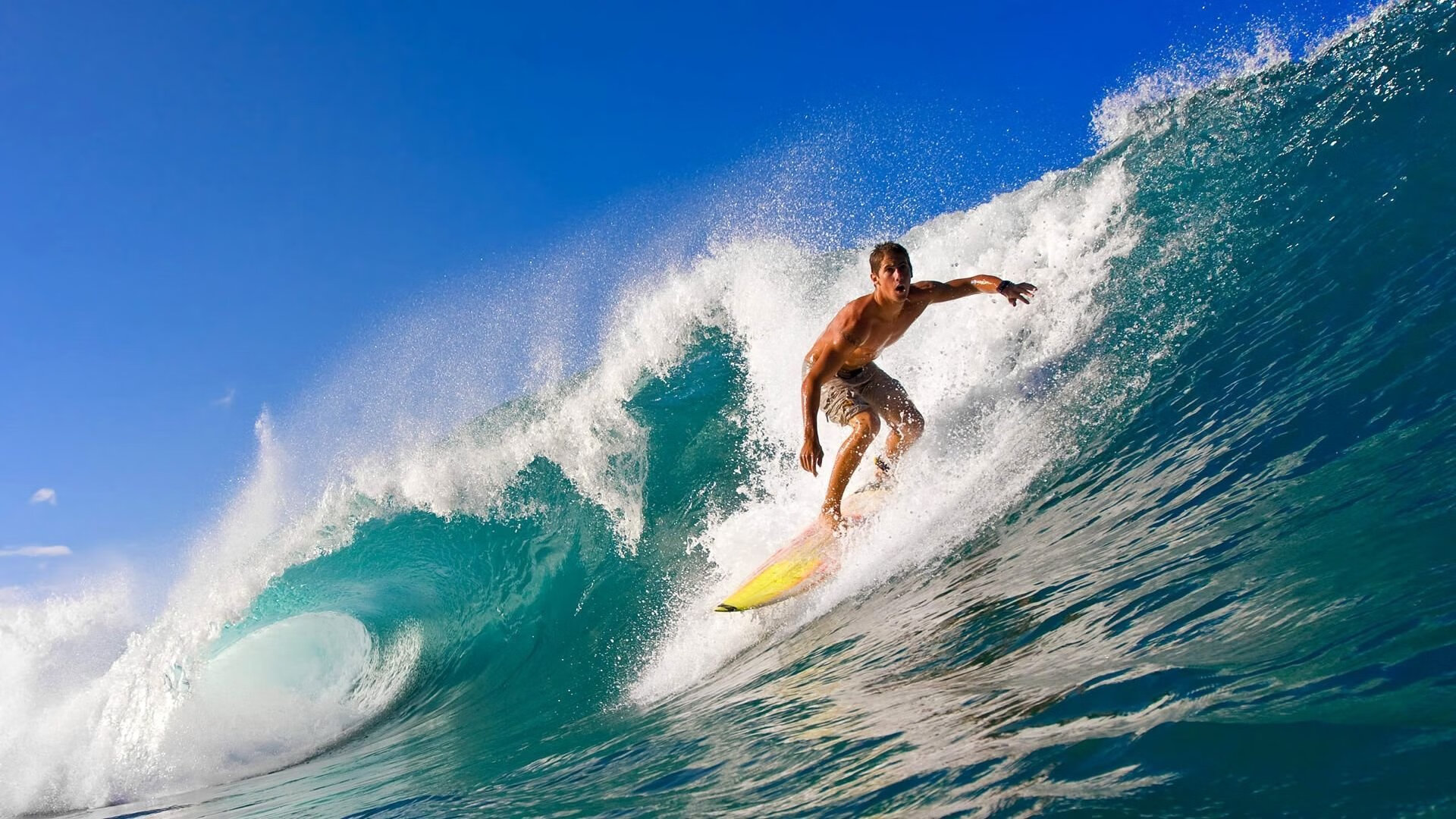 攻守平衡或进攻爆发哪种策略更适合赛季冲刺，攻守平衡的中场